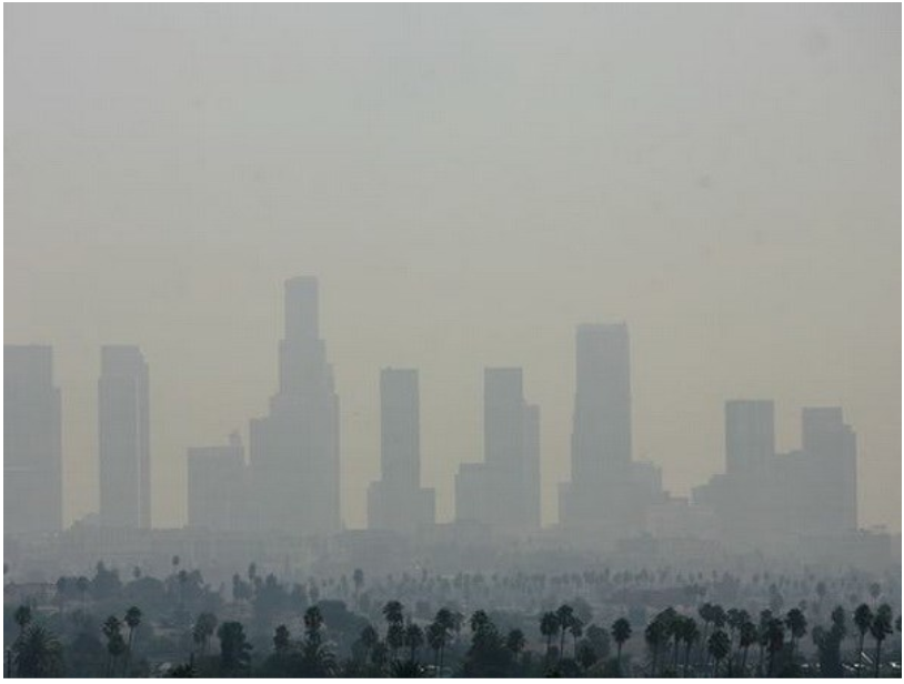 Bầu trời California chìm trong khói bụi