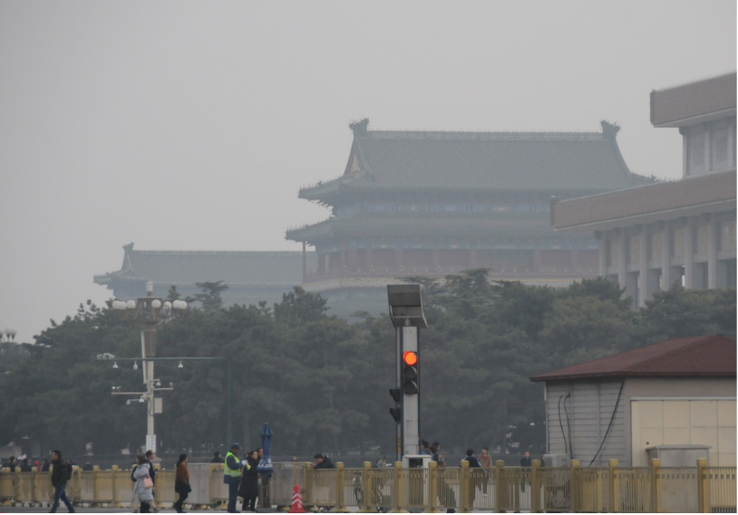 Bầu trời xám xịt ở thủ đô Bắc Kinh