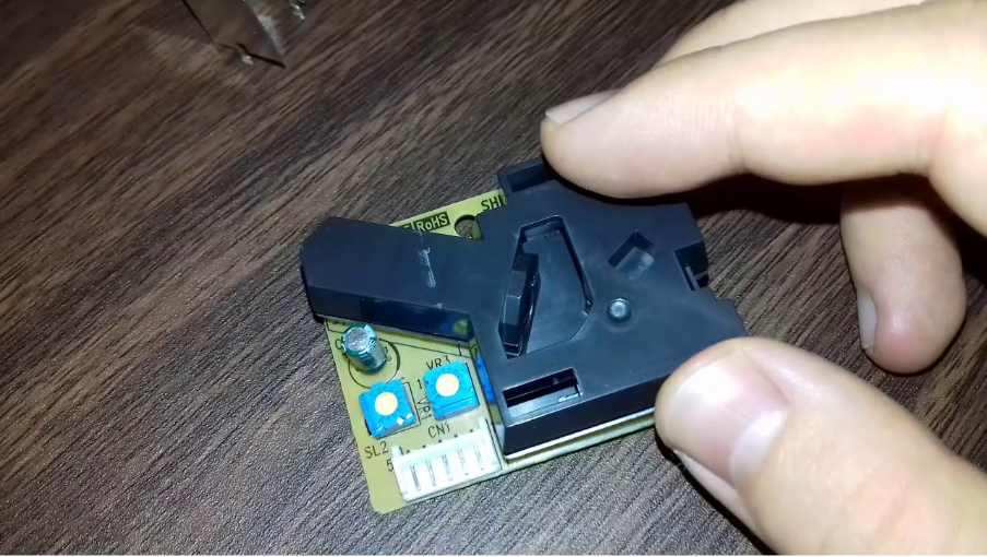 Cảm biến bụi trên máy lọc không khí